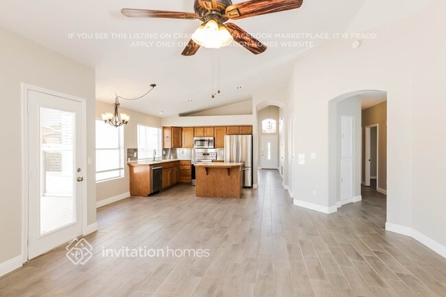 Foto del edificio - 19536 N 51st Dr