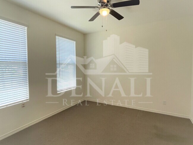 Foto del edificio - 29400 N 122nd Glen