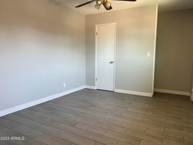 Foto del edificio - 6413 E Avalon St