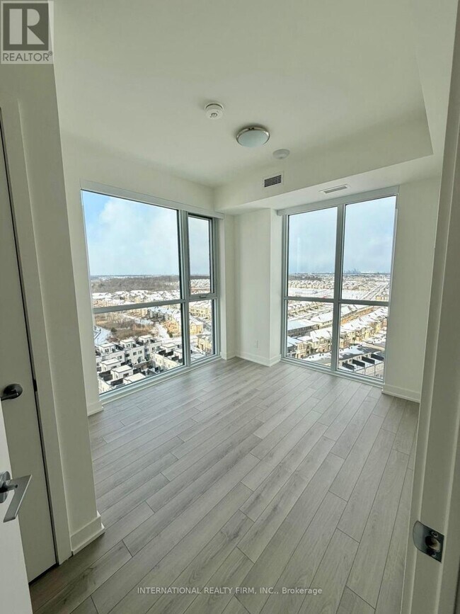 Building Photo - 3071 Trafalgar Rd