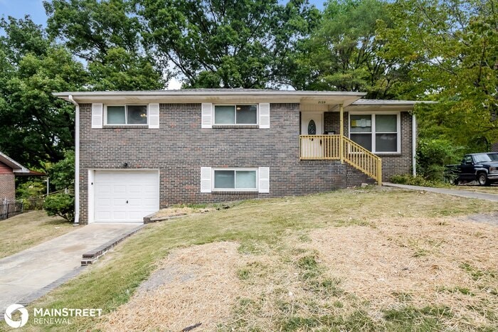 Primary Photo - 2124 Etowah St, Tarrant, AL 35217