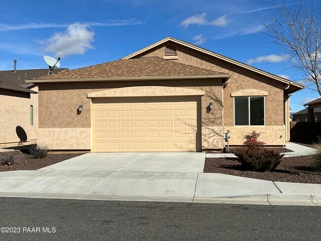 Foto del edificio - 5765 N Thornberry Dr