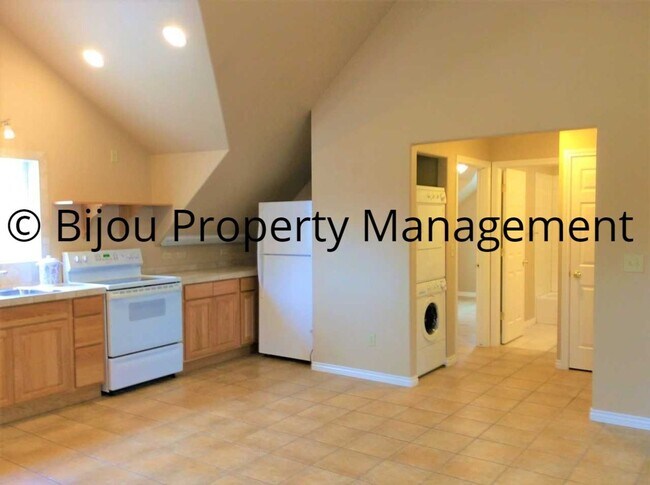 Foto del edificio - Nice Two Bed One Bath Home