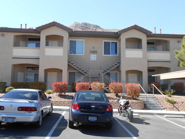 Foto del edificio - 3481 Desert Cliff St