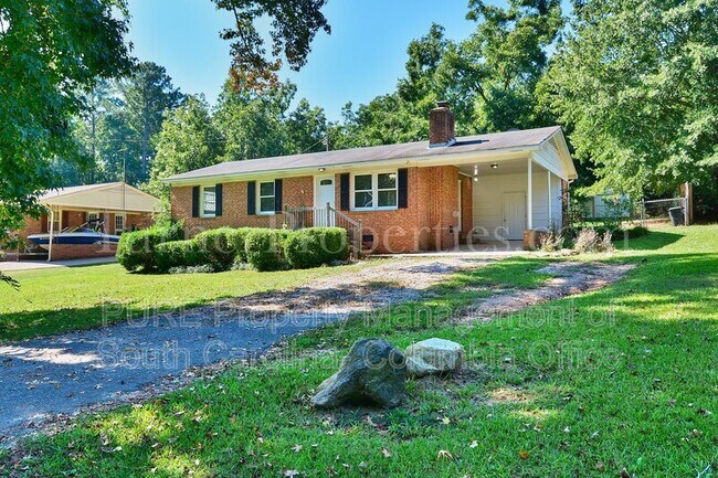 Foto del edificio - 114 Hollybrook Dr