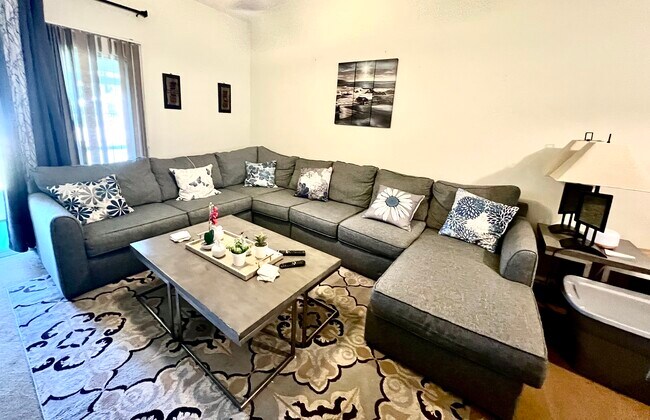 Building Photo - 2361 Water View Loop