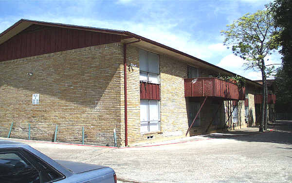 Foto del edificio - Esperanza Apartments