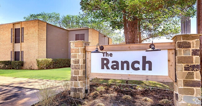 Building Photo - The Ranch