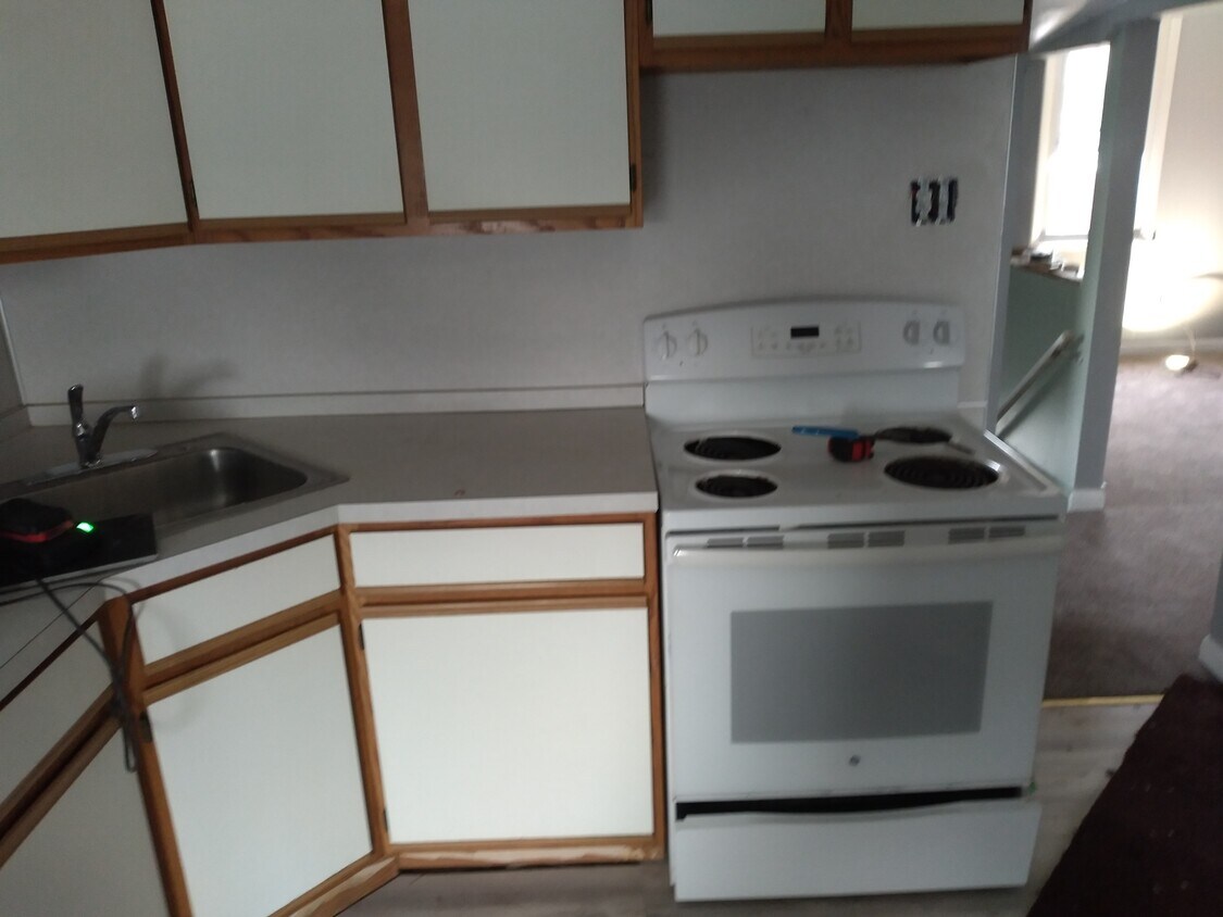 2044 Chestnut St Unit 3, Holmes, PA 19043 Apartments in Holmes, PA