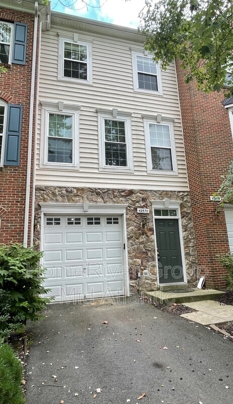 Foto principal - 42570 Magellan Square