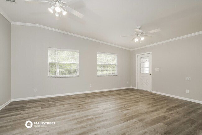 Building Photo - 15728 Treasure Island Ln