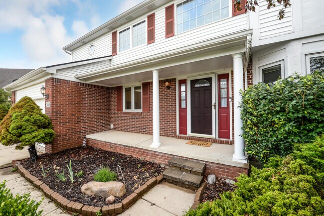 Foto del edificio - 2400 Rockport Ct