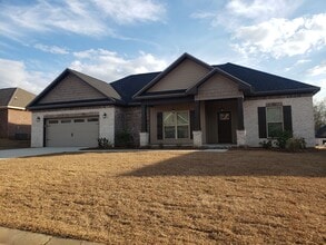 Building Photo - 406 Thornbird Lp