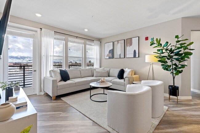 Foto del edificio - 375 Harbour Cove Dr