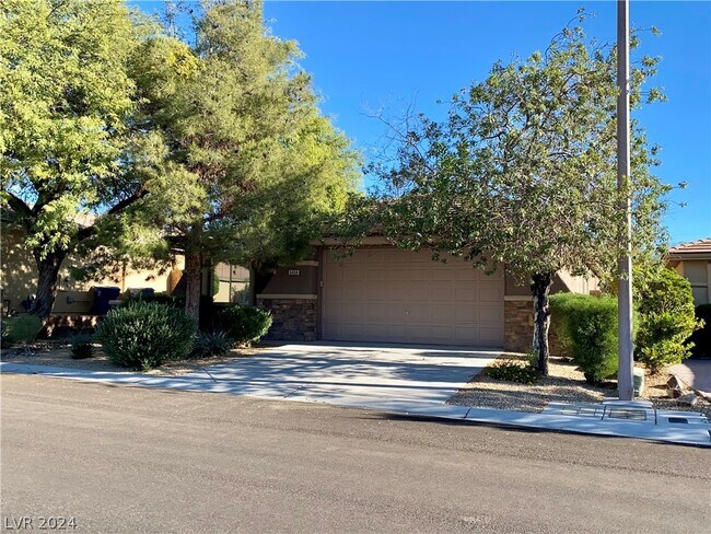 Foto del edificio - 3458 Ridge Meadow St