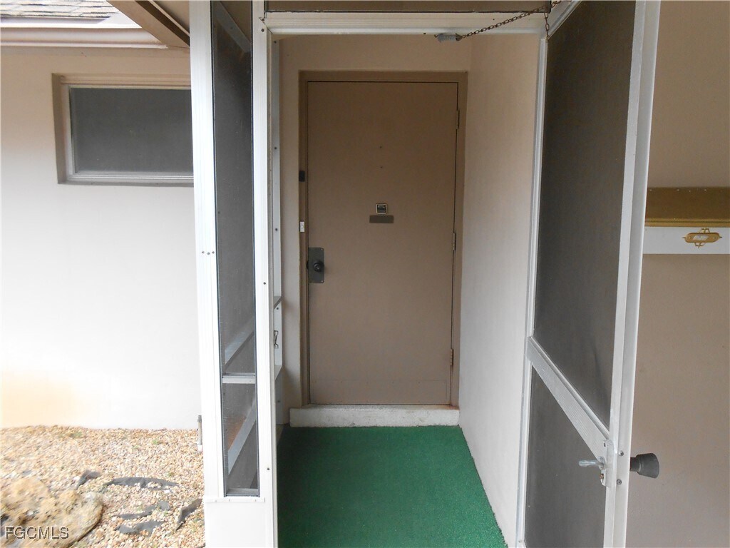 Foto del edificio - 241 Thistle Ct