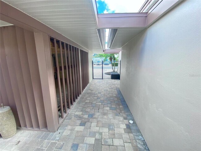 Foto del edificio - 11440 4th St E
