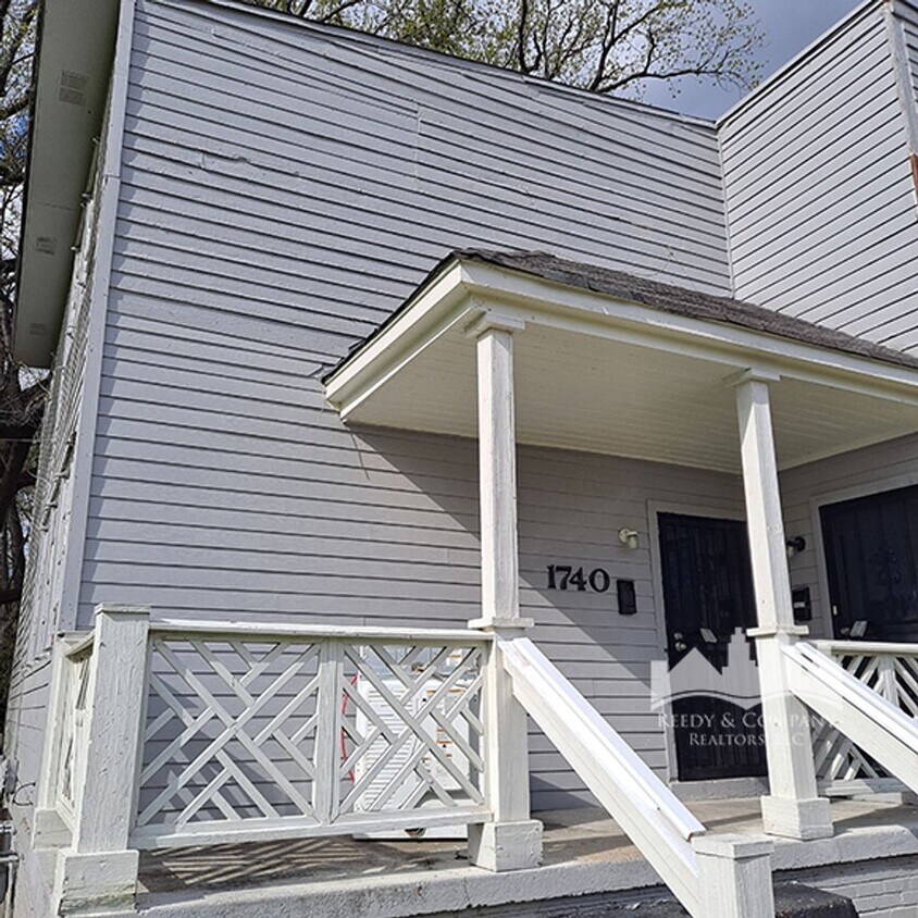 Foto principal - 1740 Brown Ave