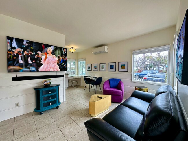 Foto del edificio - 5041 Muir Ave