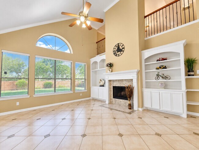 Building Photo - 2610 Parkbriar Ln