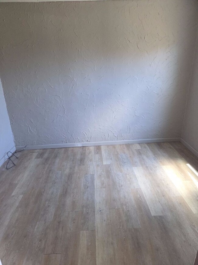 Building Photo - Spacious 3-Bedroom Home with Dedicated Laundry & Dining Room — 50% Off Your First Month!