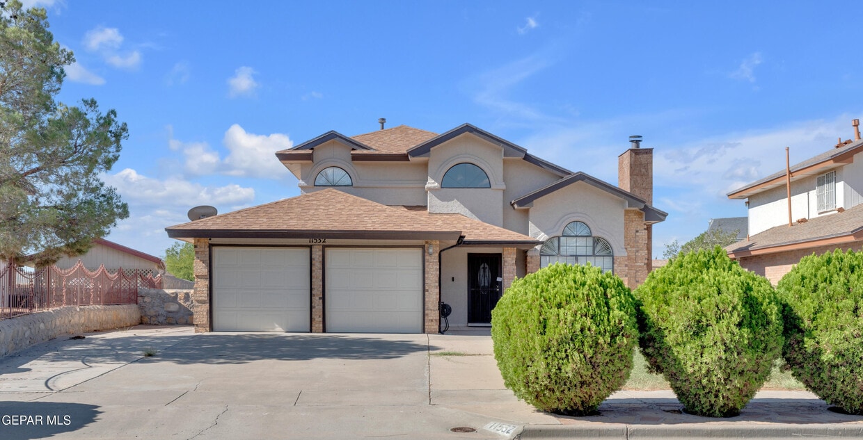 Primary Photo - 11532 Clear Lake Cir
