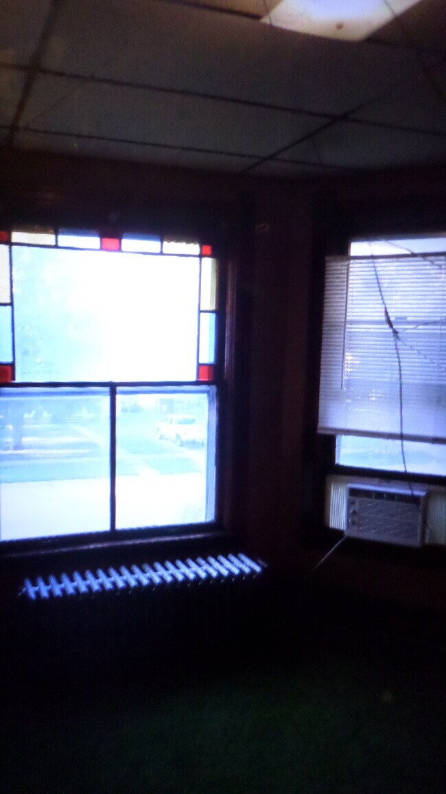 Foto del edificio - 906 N Grand Ave