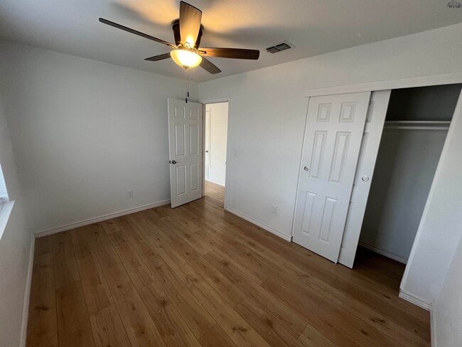 Building Photo - 2908 Cunningham Dr