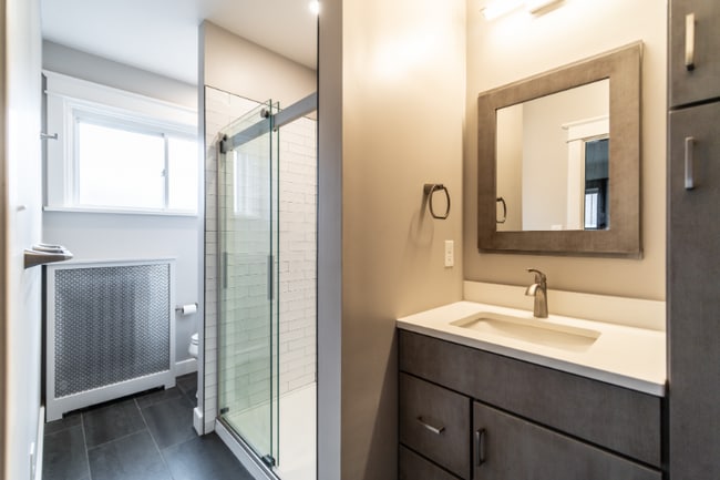 Building Photo - 360 Nutt Rd