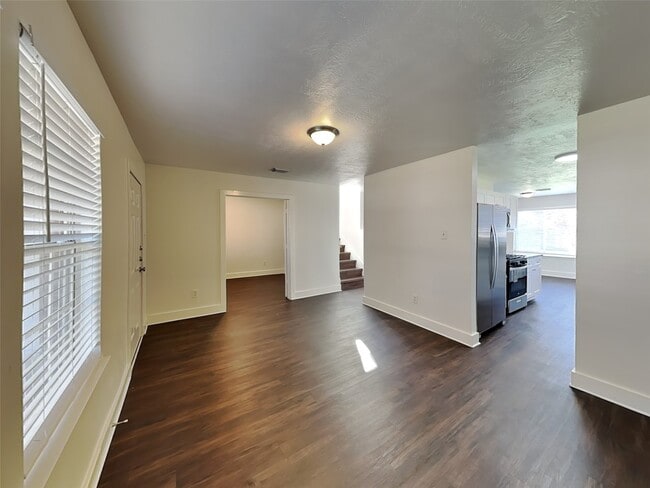 Building Photo - 5011 Westfield Village Dr