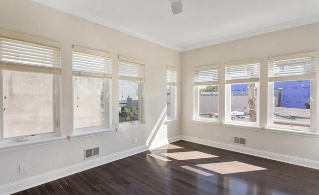 Building Photo - 37 W Wildey St