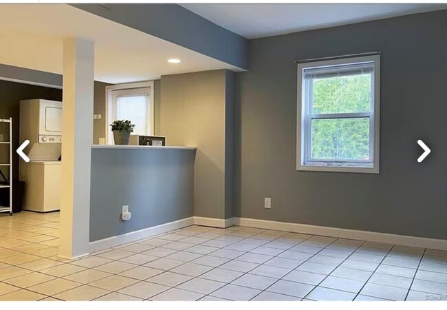 Building Photo - 30 Lagana Ln