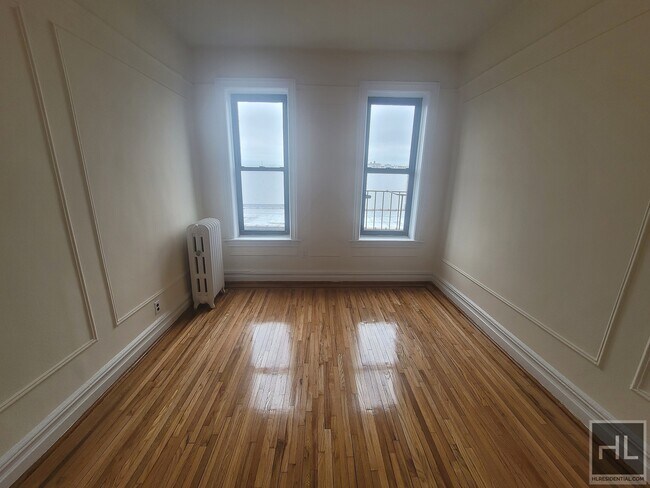 Building Photo - Spacious 1 Bedroom in Bensonhurst