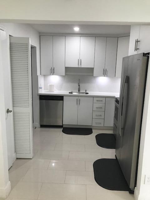 Foto del edificio - 1031 Manor Dr