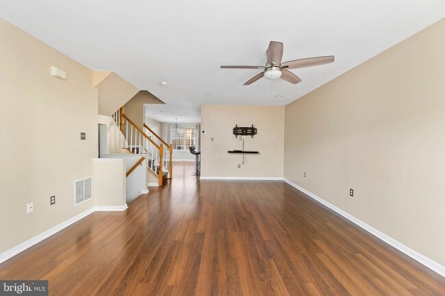 Building Photo - 3343 Cape May Ct