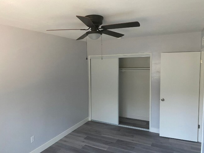 Foto del edificio - 213-217 E Clifton Ave