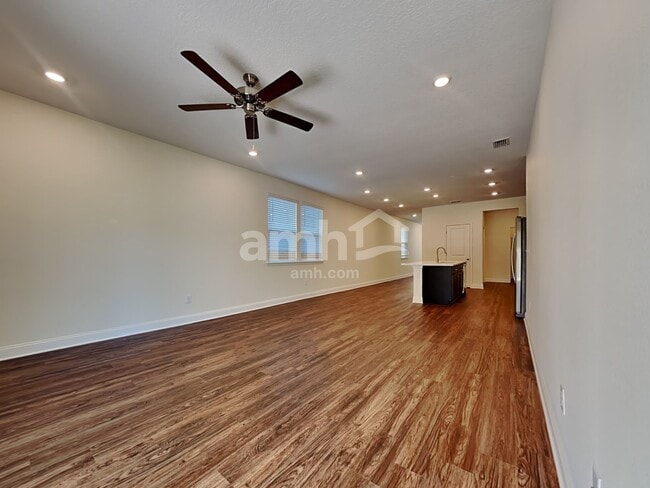 Building Photo - 139 Onate Cir