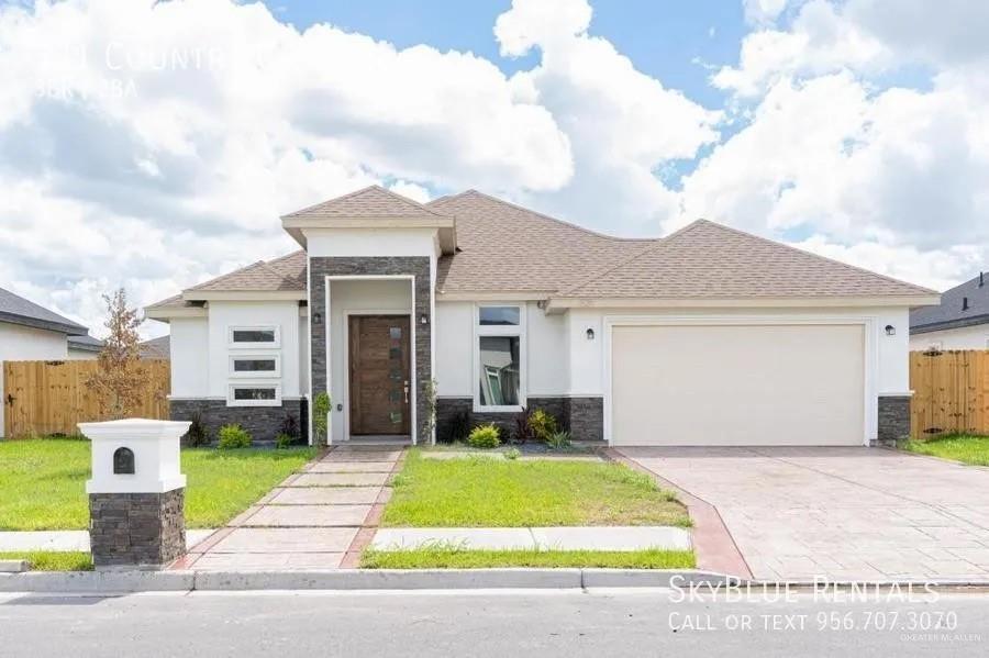 Foto principal - 531 Country Club Dr