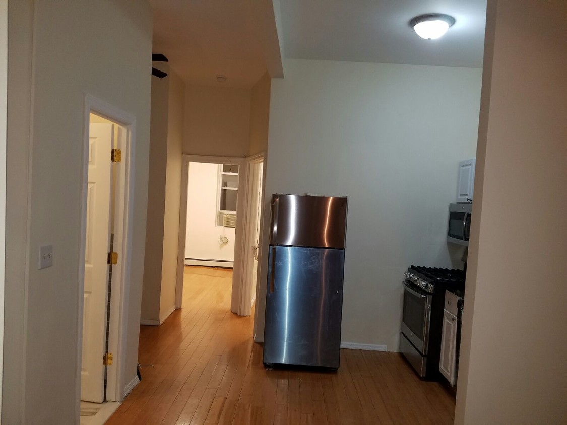 Primary Photo - 486 Flatbush Ave