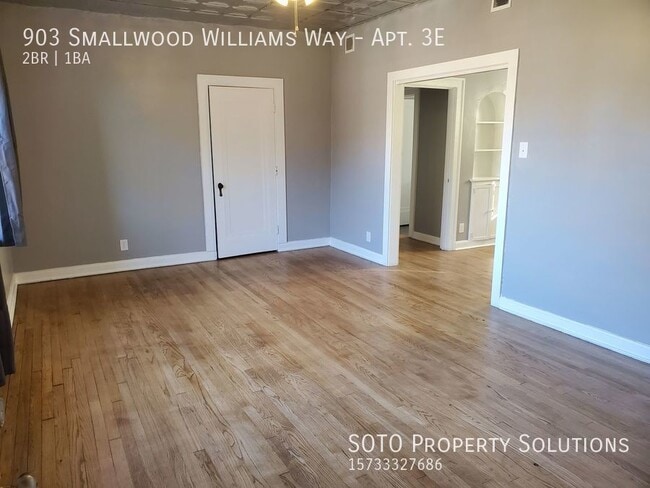 Building Photo - 2BD/1BA Apartment Close to University