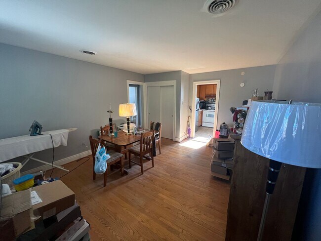 Building Photo - 4031 Sharon Court