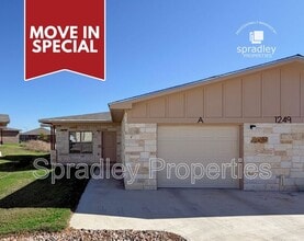 Building Photo - 1249 Jasmine Dr