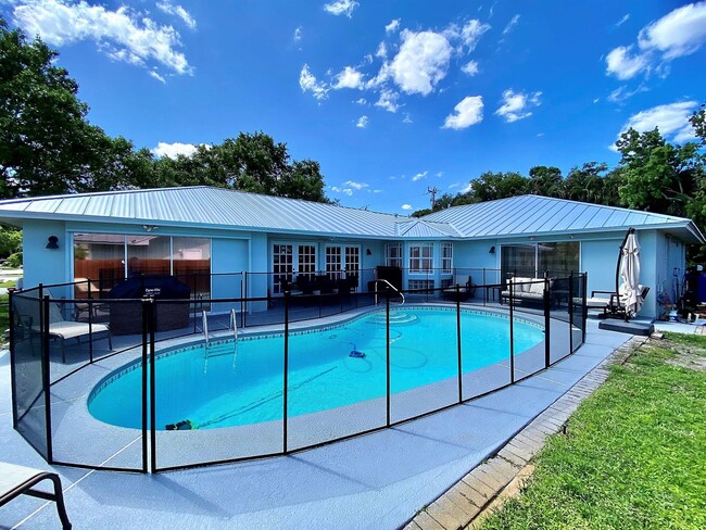 Foto del edificio - 3051 SW Earl Ave