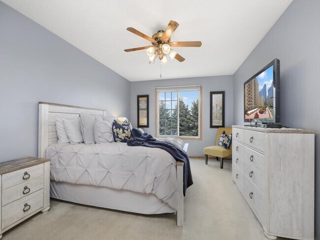 Foto del edificio - 1533 Hummingbird St