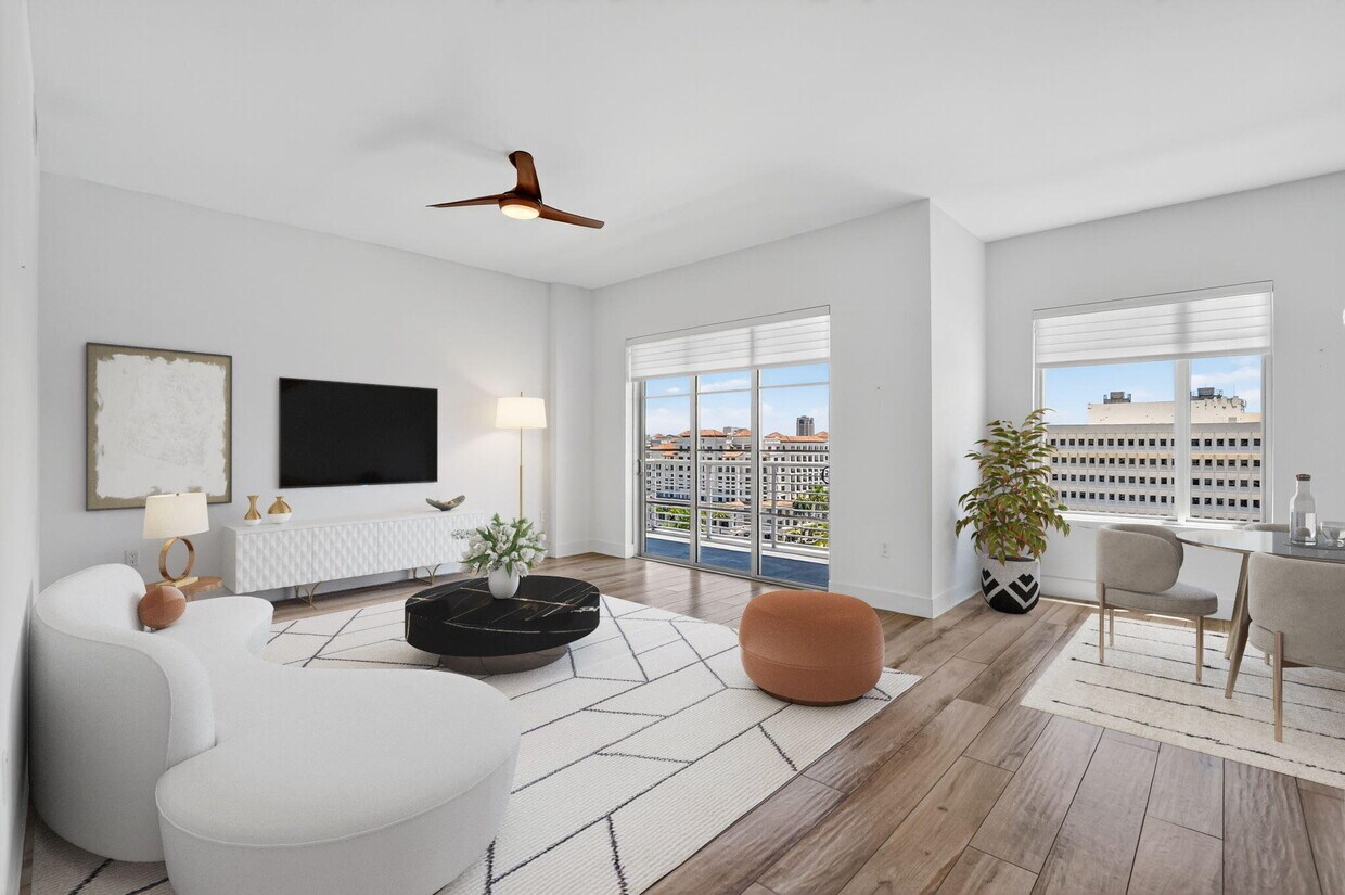 Foto principal - 155 E Boca Raton Rd