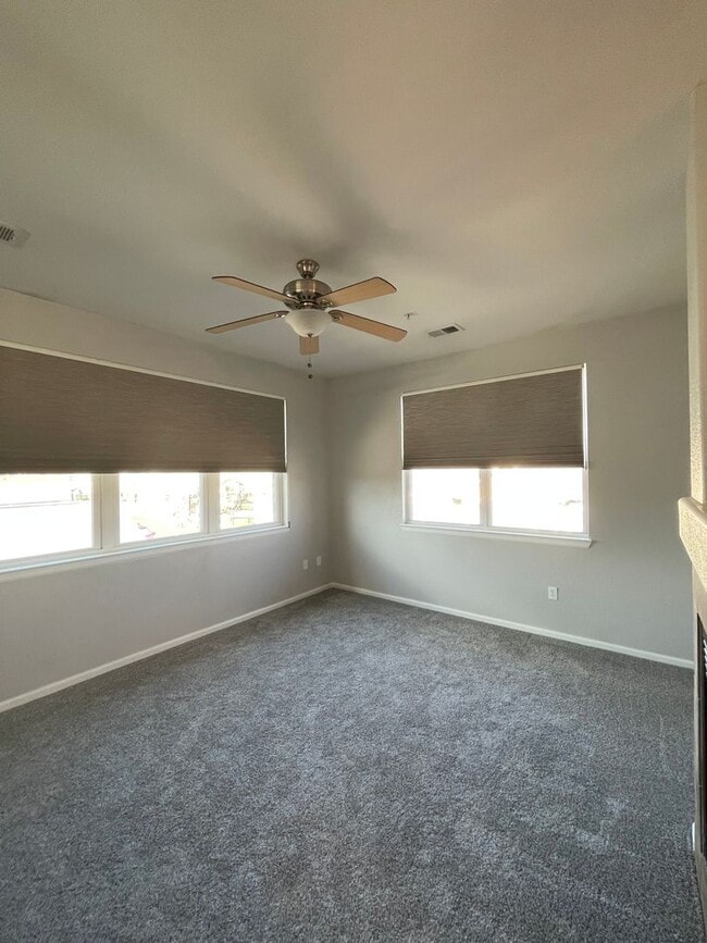 Foto del edificio - Spacious 2 Bed Condo in Arvada's Maple Lea...
