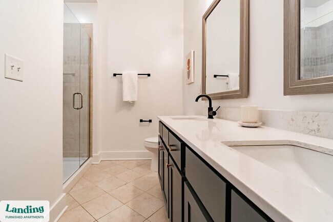 Foto del edificio - 2101 Lakeside Lofts Cir