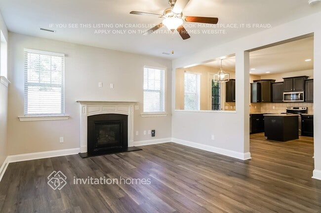 Building Photo - 1128 Shasta Daisy Dr
