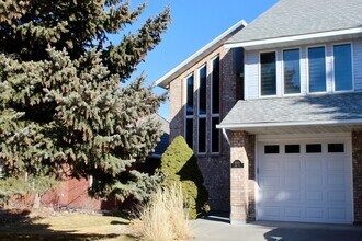 Building Photo - 1800 Ruby View Dr