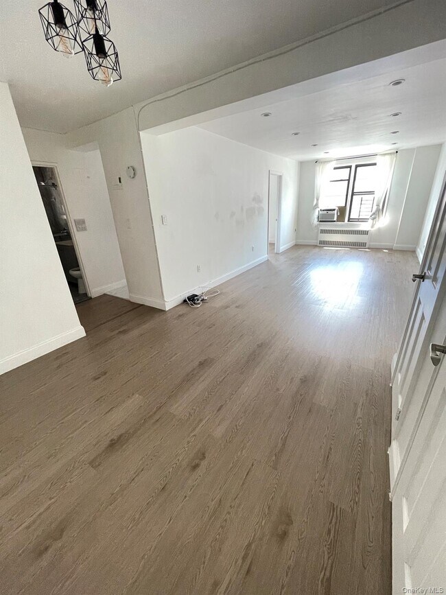 Foto del edificio - 83-85 116th St